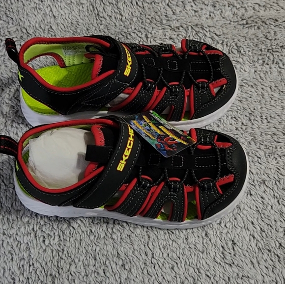 Brand New In Box Skechers Boys Youth Size 1 Sandals - Picture 4 of 10